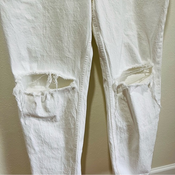 Abercrombie & Fitch White Ultra High Rise 90s Straight Jean Women's Size 34/18 R - Picture 4 of 12